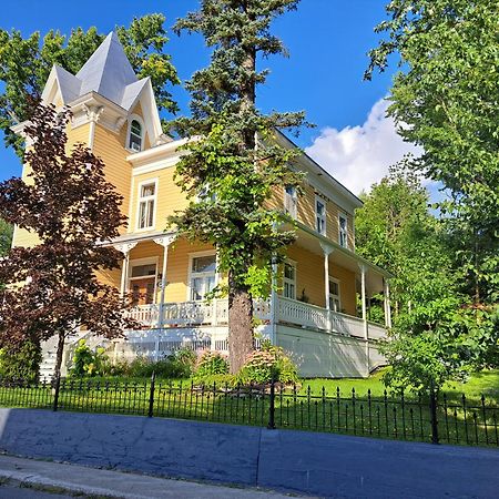 Gite Au Charme Victorien Beauceville Экстерьер фото