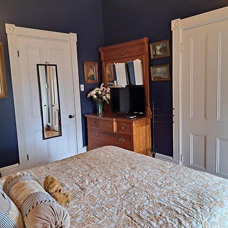 Gite Au Charme Victorien Beauceville Экстерьер фото